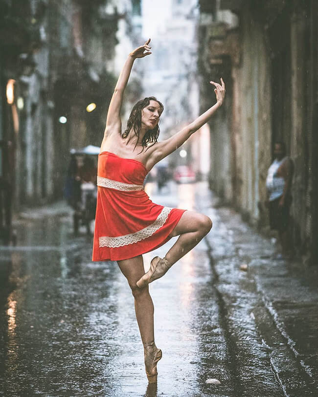 Küba' nın Renkli Sokaklarında Baletler