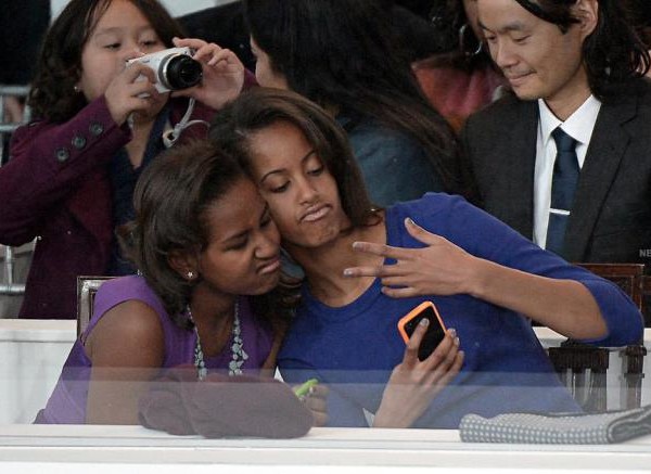 best selfies of 2013 - obama girls