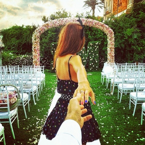 Murad Osmann and his girlfriend