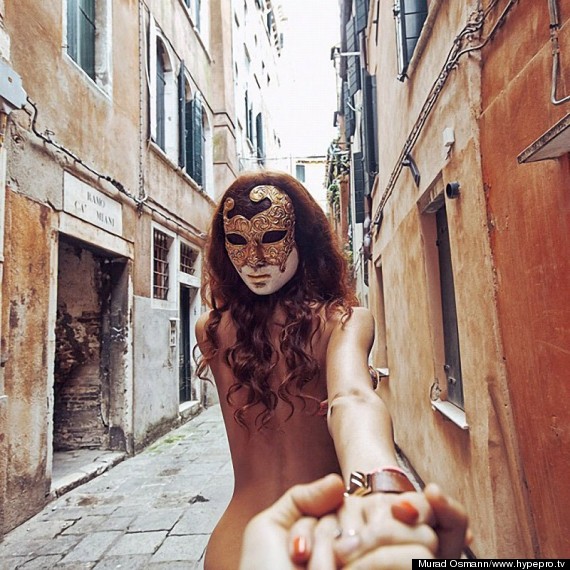 Murad Osmann and his girlfriend
