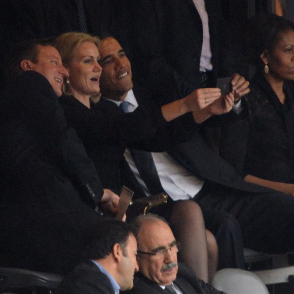 best selfies of 2013 - president obama
