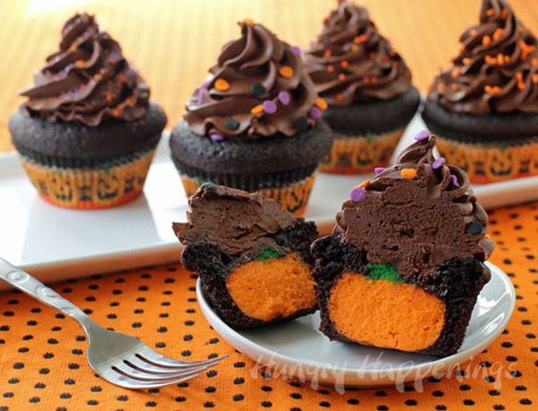 Tasty Halloween Cupcakes          