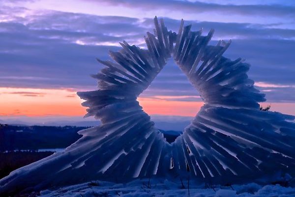 awesome snow sculptures