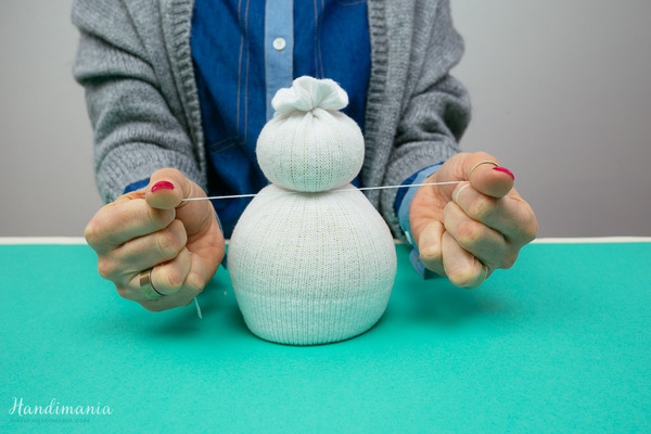 how to make a sock snowman