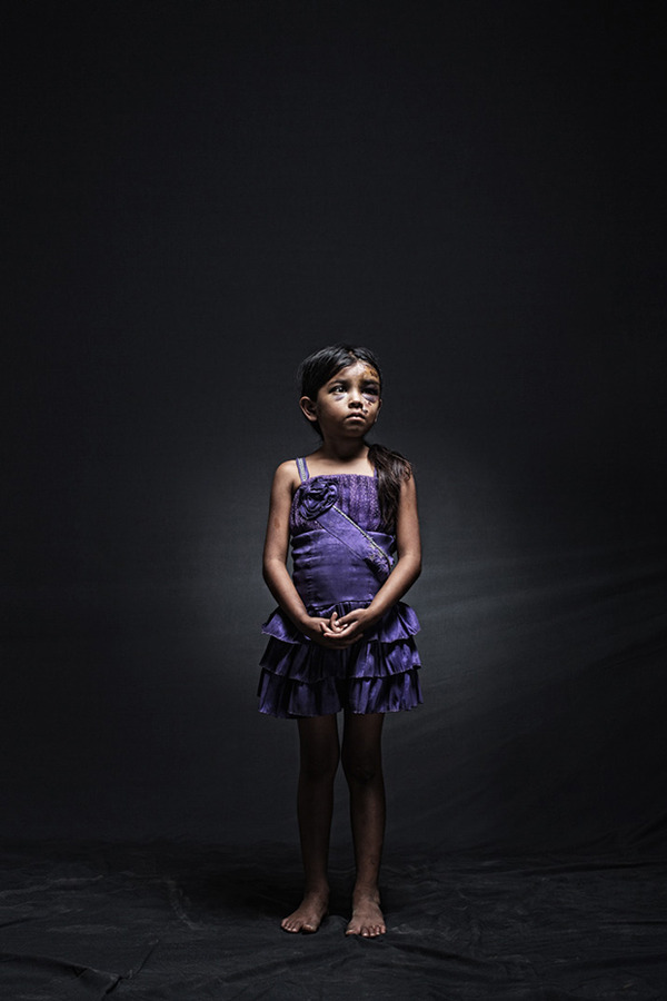 portraits of migrants abuse