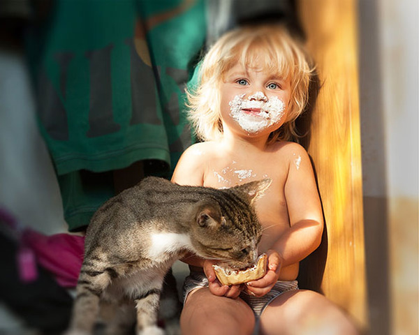 kids and cats together