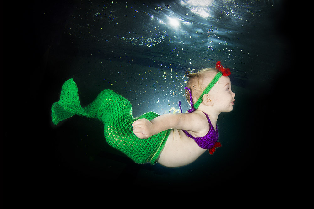 Under water babies2