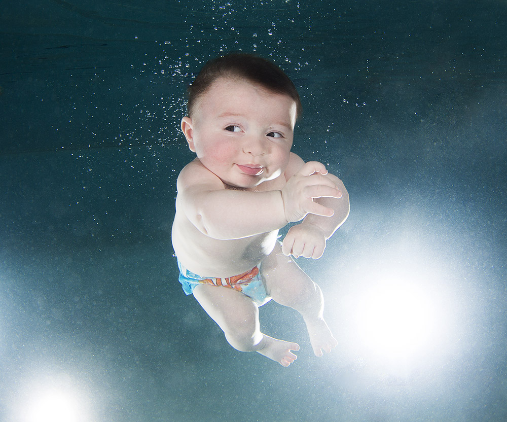 Under water babies9