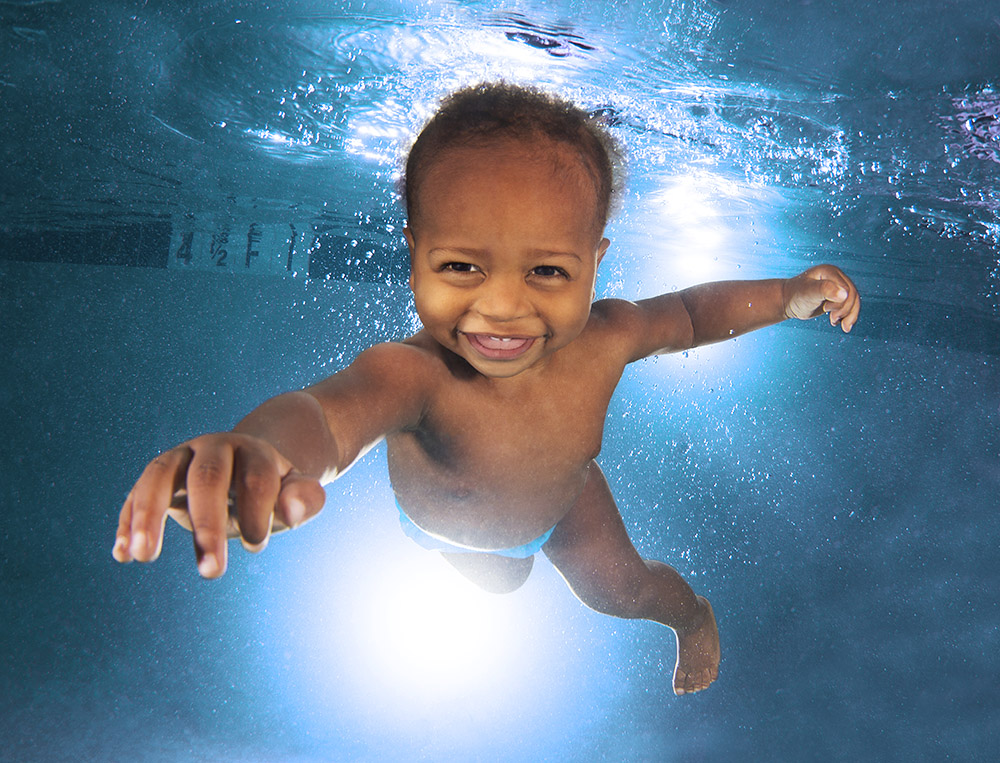 Under water babies11