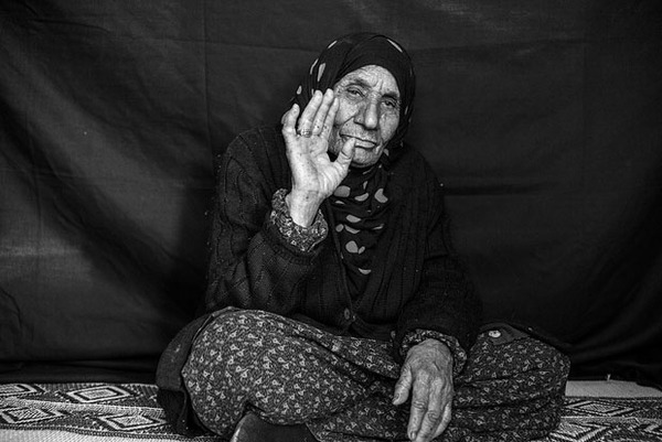 portraits of refugees