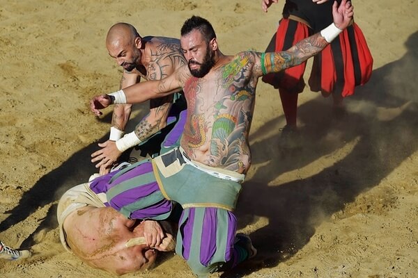 Calcio Storico the most brutal sport in the world 10