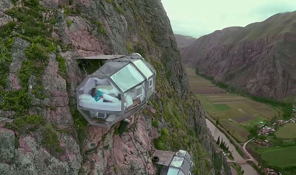 suspended pod hotel 1