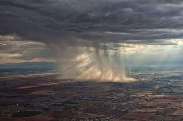 awesome rain from a plane 2