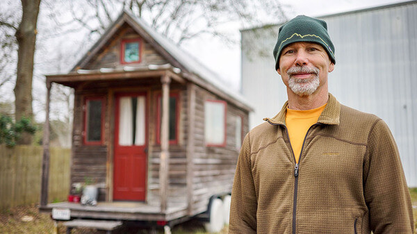 people who live in tiny houses 11