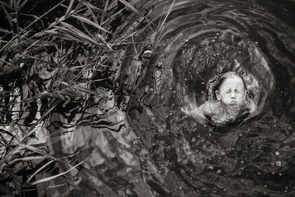 children photography playing outside children photography playing outside 18