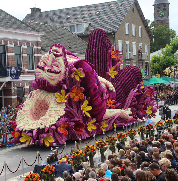 world’s largest flower parade 14