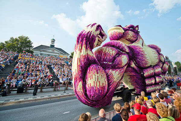 world’s largest flower parade 4