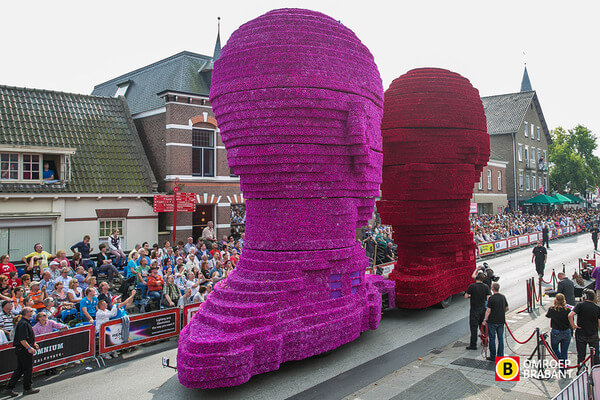 world’s largest flower parade 10