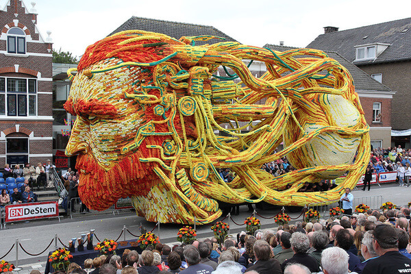 world’s largest flower parade 13