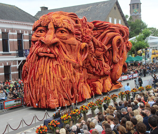 world’s largest flower parade 19