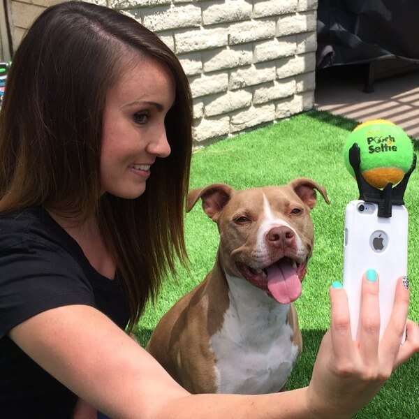 dog selfie product 1