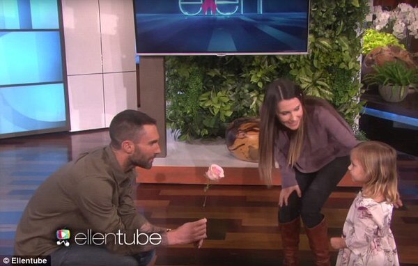 adam levine meets girl who wants to marry him 5