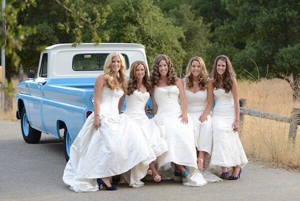 five sisters thanks parents for paying for weddings 9