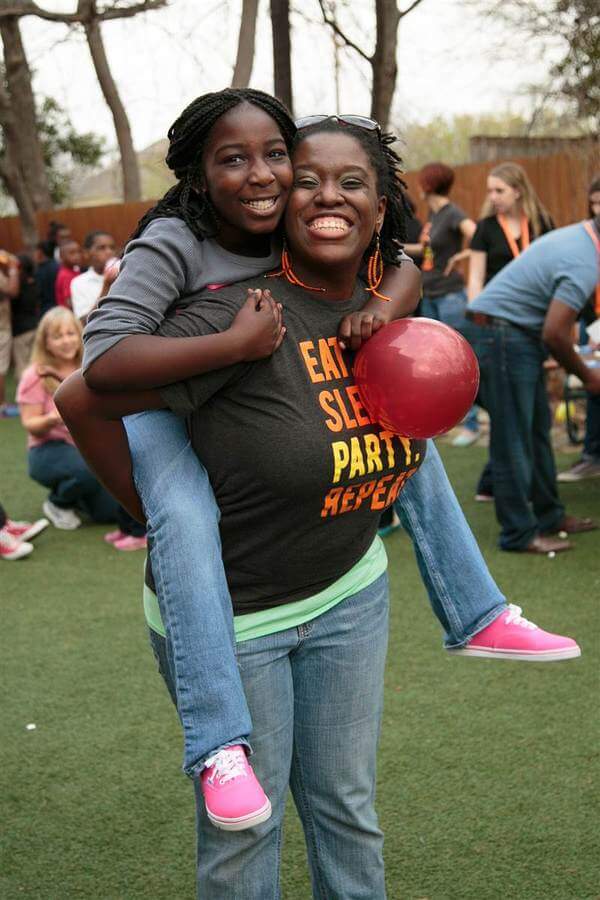 Woman helps homeless kids celebrate birthdays 5