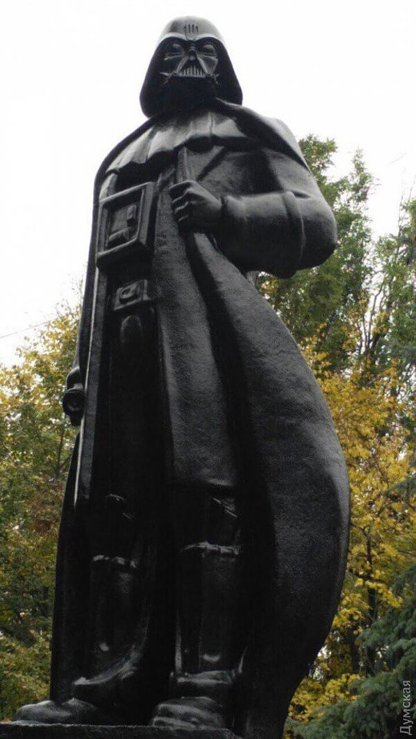 Lenin Statue Turned Into Darth Vader 2