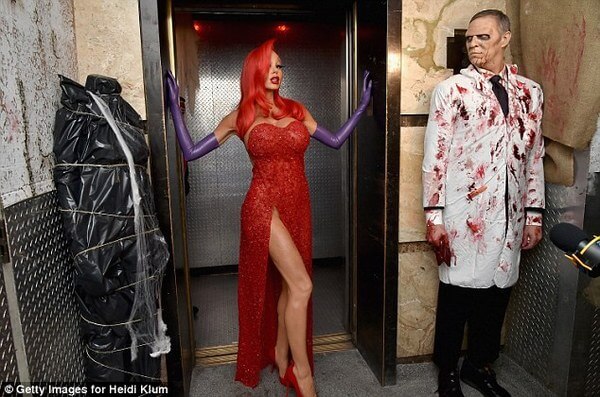 Heidi Klum halloween costume 20