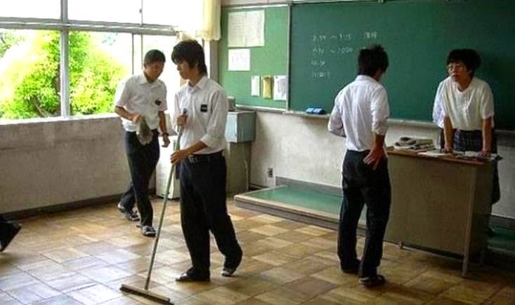 Why Do Japanese Students Take Off Their Shoes in School 7