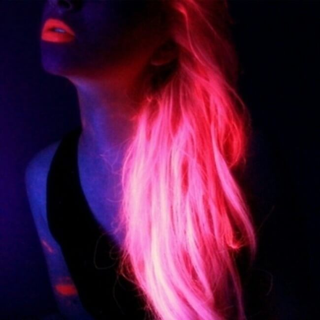 glow in the dark hair 9