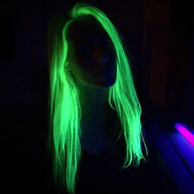 glows in the dark hair 8