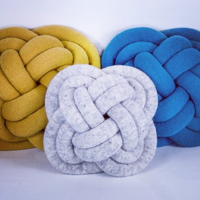 knot cushions 8