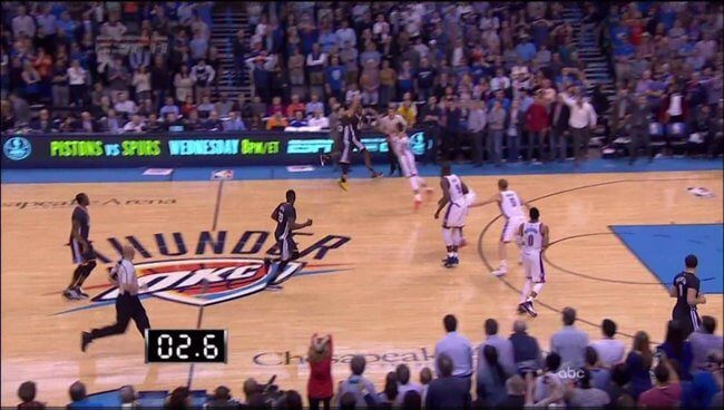 Stephen Curry ridiculous 38-foot shot 1