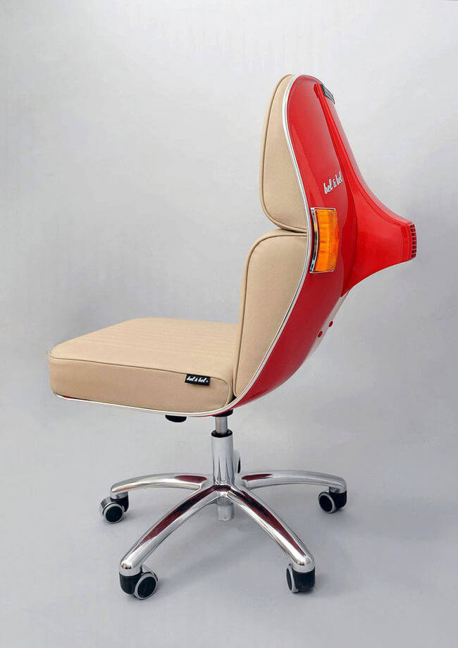 Vespa office chairs 3