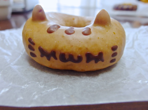 cat doughnut 9