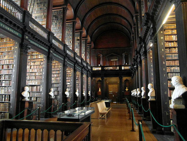 can you visit trinity college library