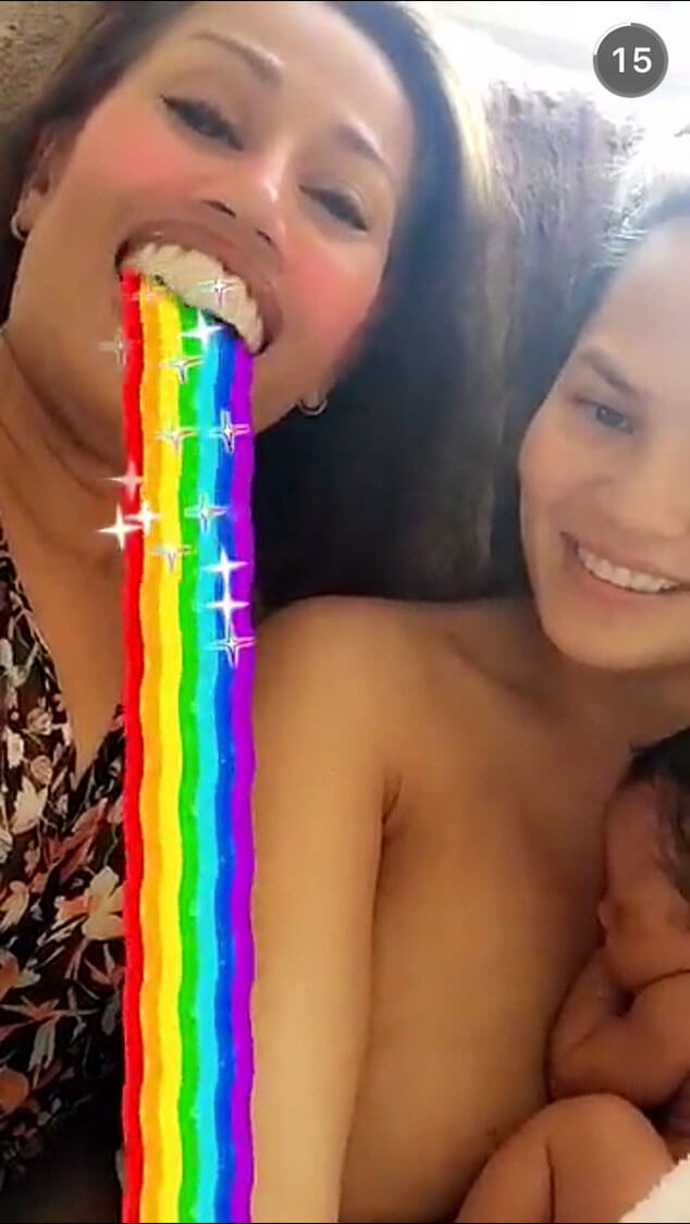 Chrissy Teigen Baby Girl Luna's First Photos 5 (1)