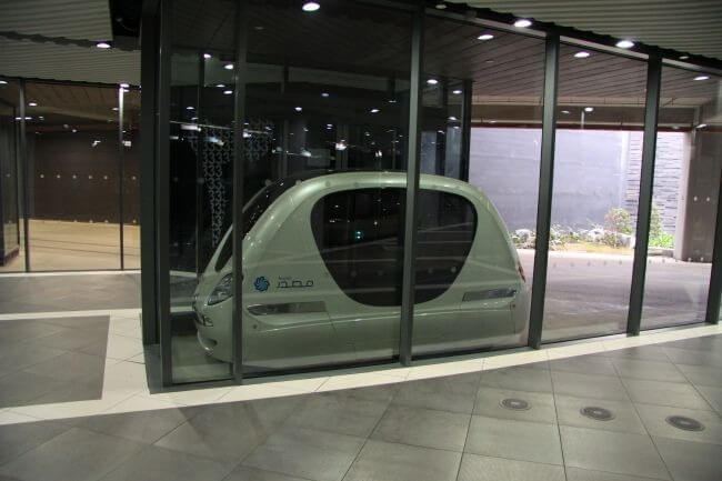 Futuristic Driverless Pods Will Run On Singapore's Roads 8