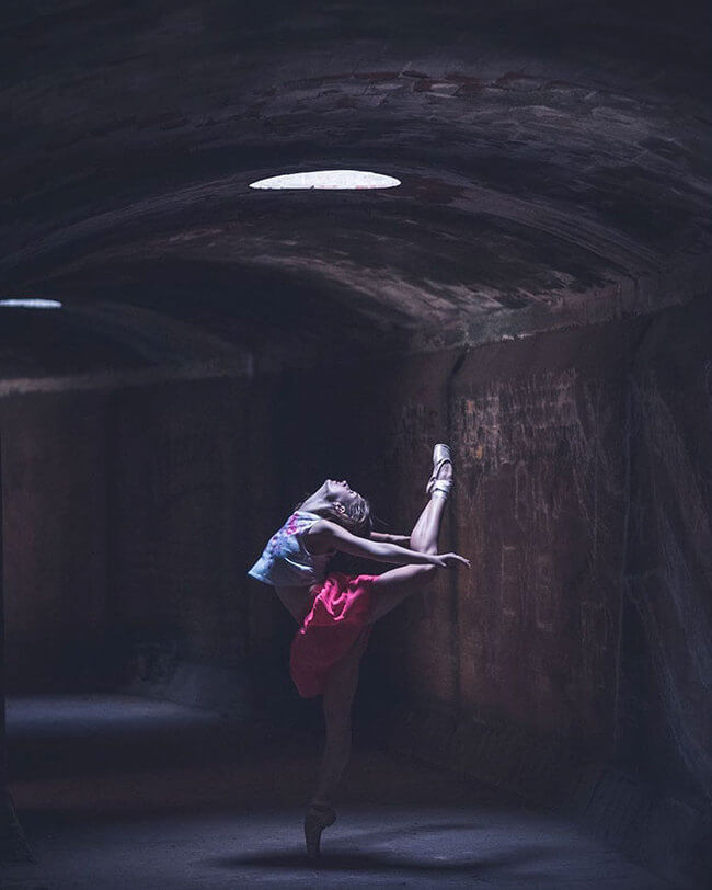 Ballet Dancers On Streets Of Cuba 16