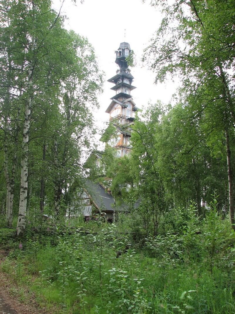 dr seuss house in alaska 4 (1)