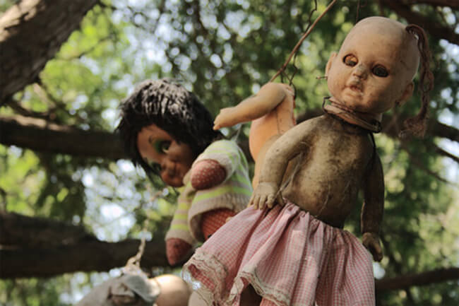 island of the dolls 15