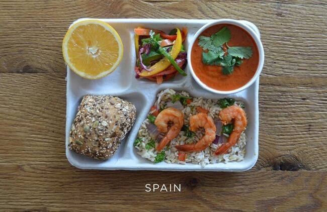 SCHOOL LUNCHES around THE WORLD 3