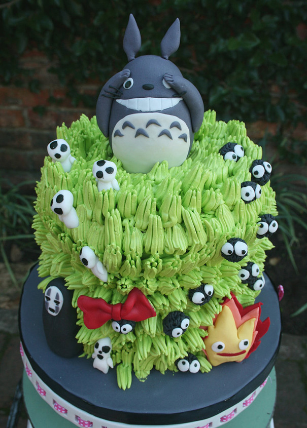 totoro cake 14