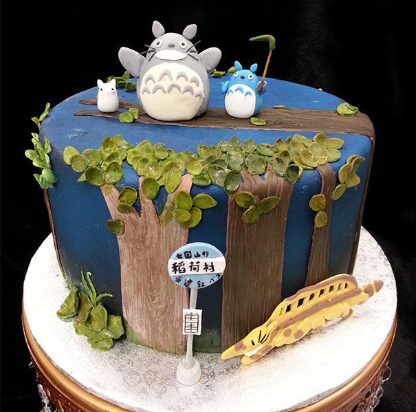 totoro cake 17