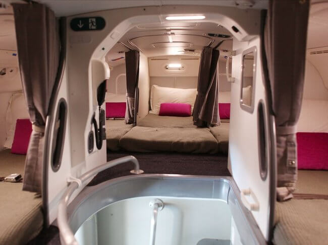 secret airplane bedrooms 7