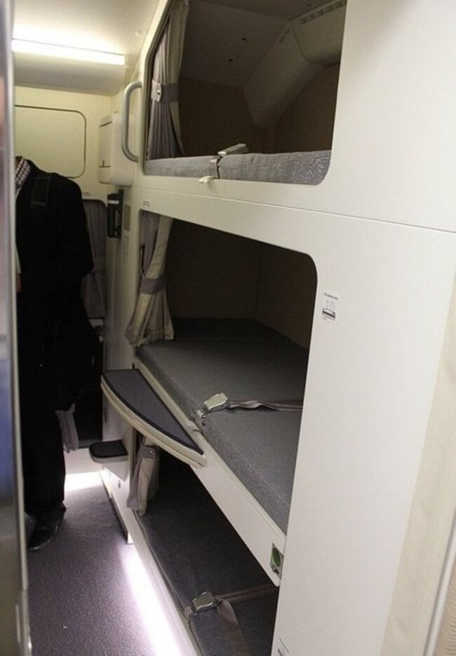 secret airplane bedrooms 15