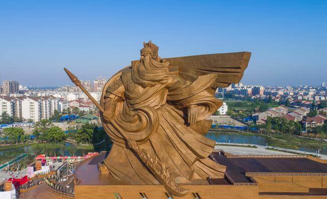 1,320-ton sculpture of Chinese God of war 4