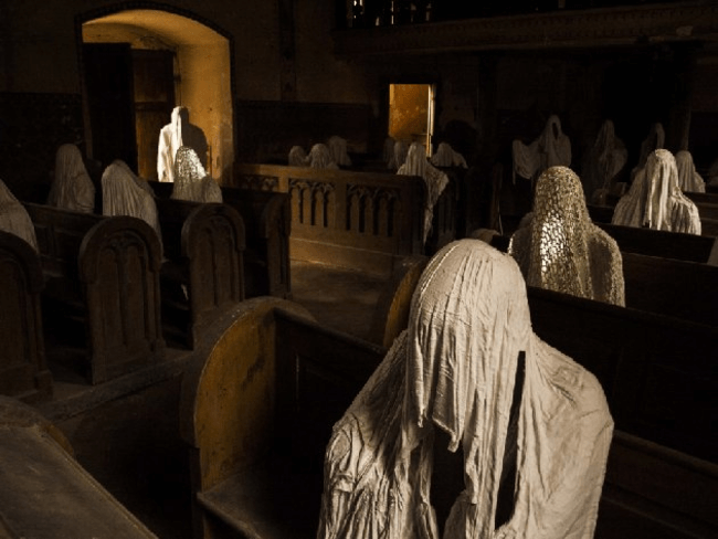 St. George's Church ghost statues 4